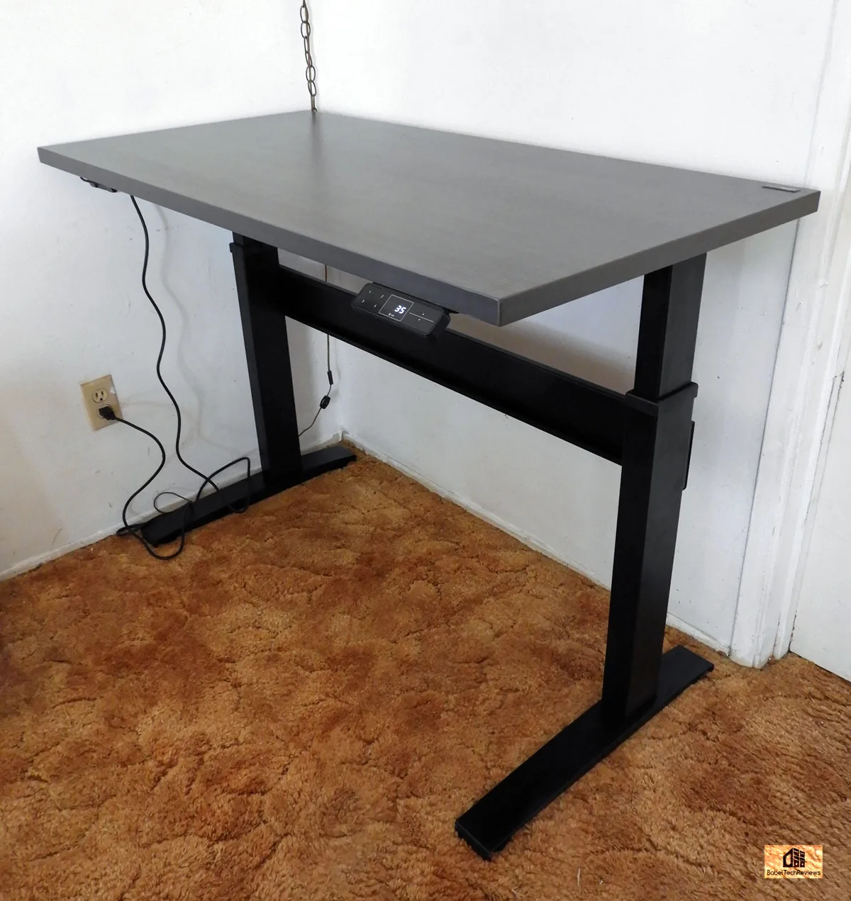 VertDesk v3 Electric Adjustable Height Desk