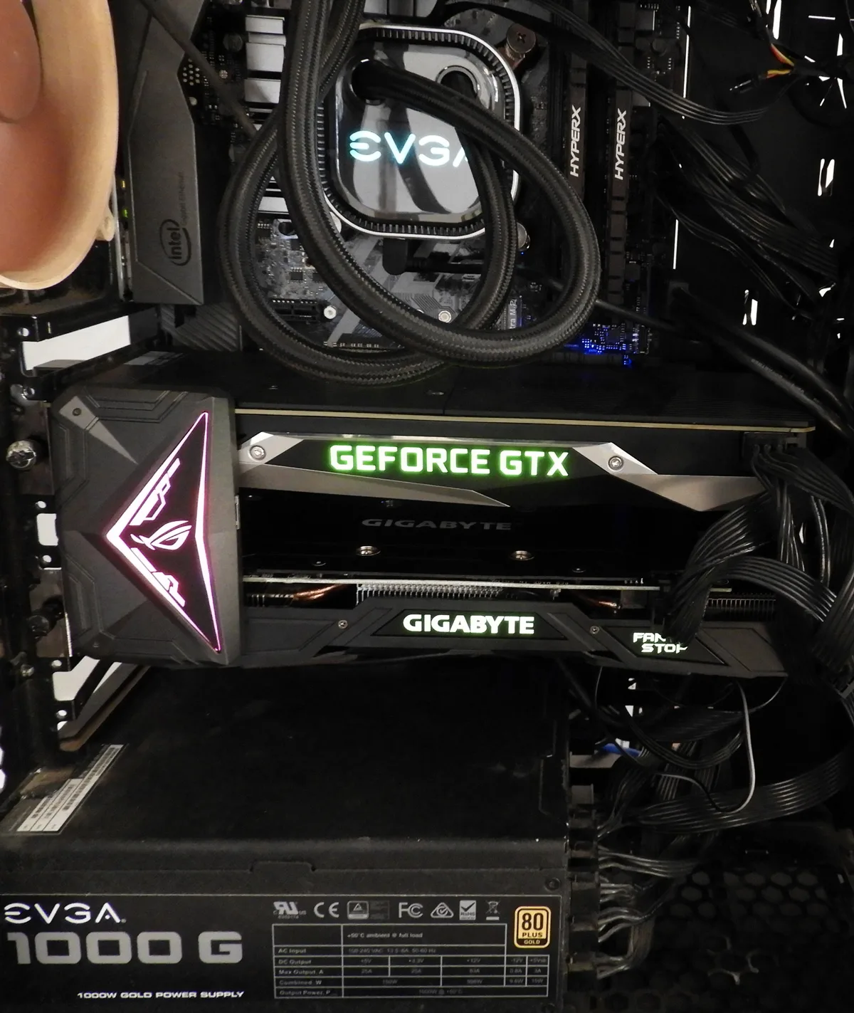 NVIDIA GeForce GTX 1080Ti SLI-