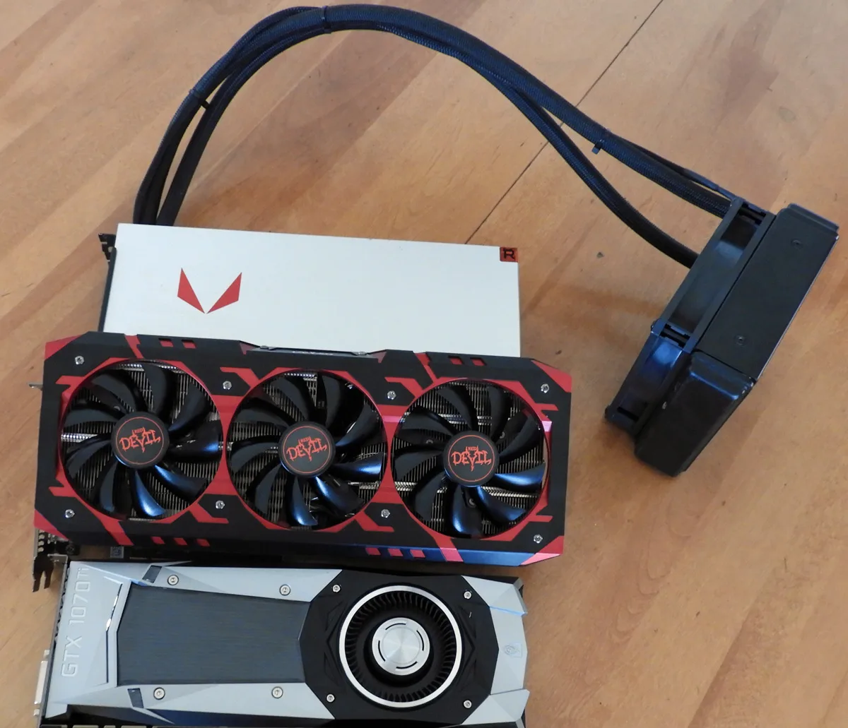 Vega 56 red online devil