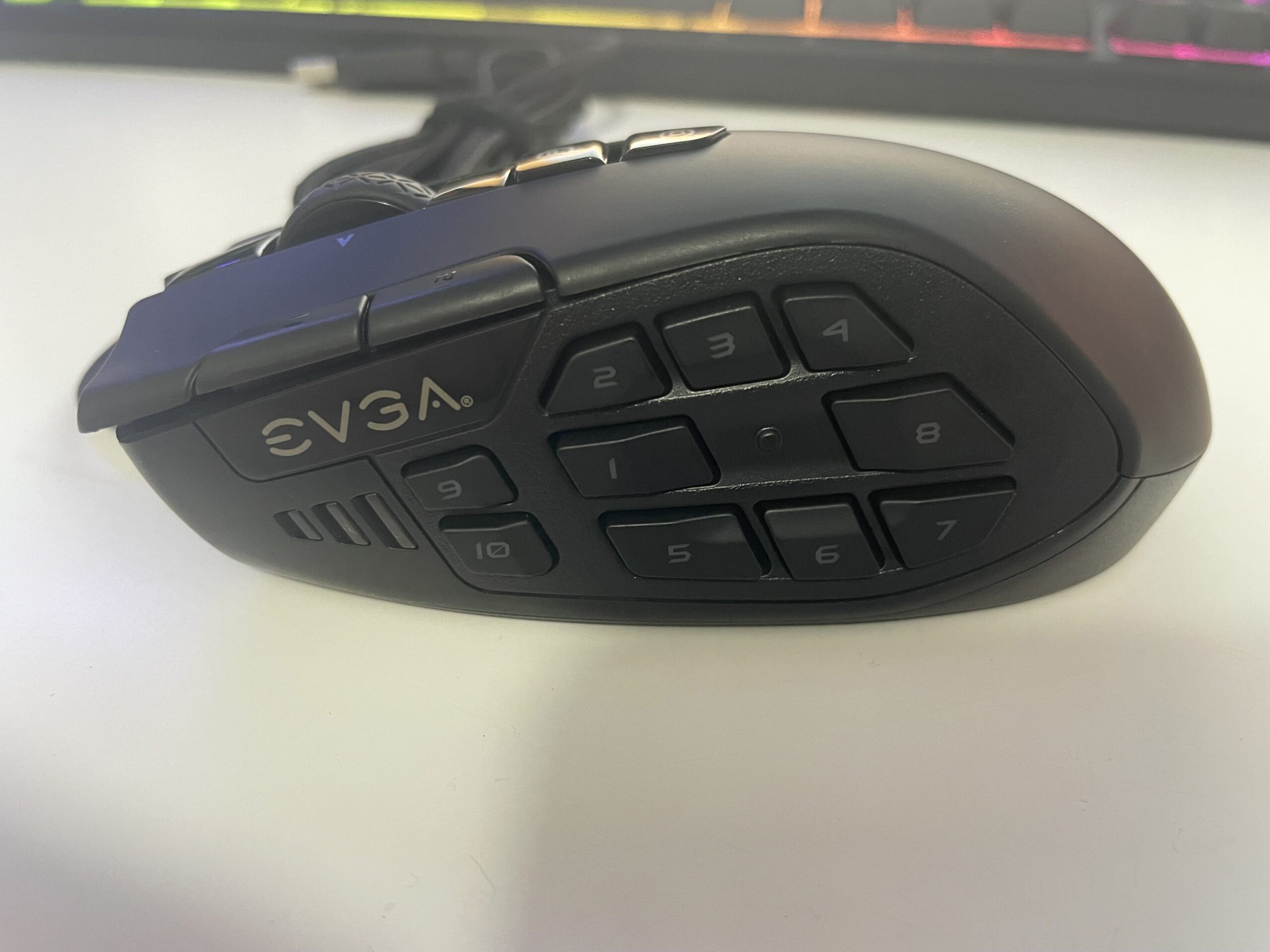 EVGA X15 MMO and EVGA X20 Wireless Mouse Two-in-One Review