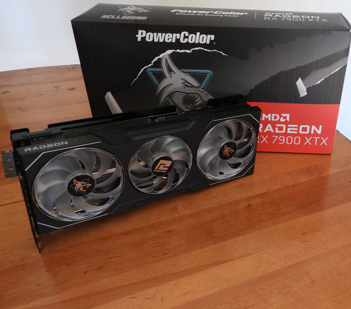 The Hellhound RX 7900 XTX Takes on the RTX 4080 with 50 VR & PC Games