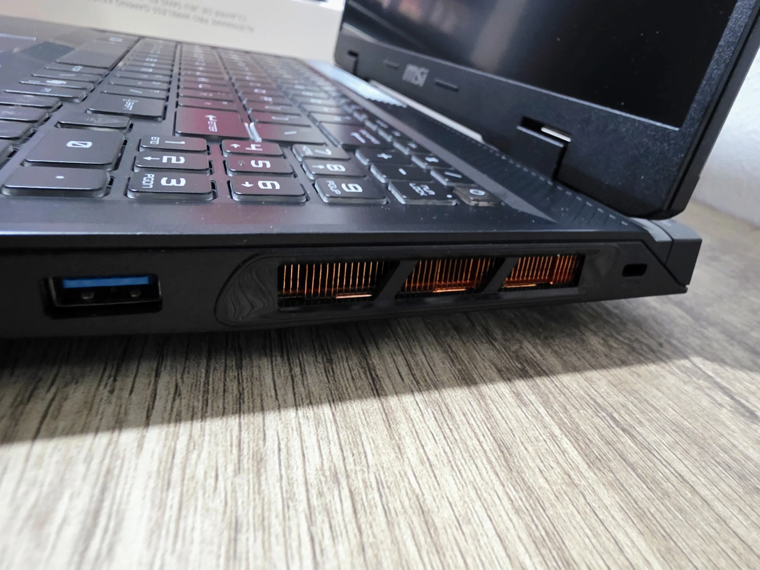 MSI Crosshair 16 HX AI — right side exhaust vent